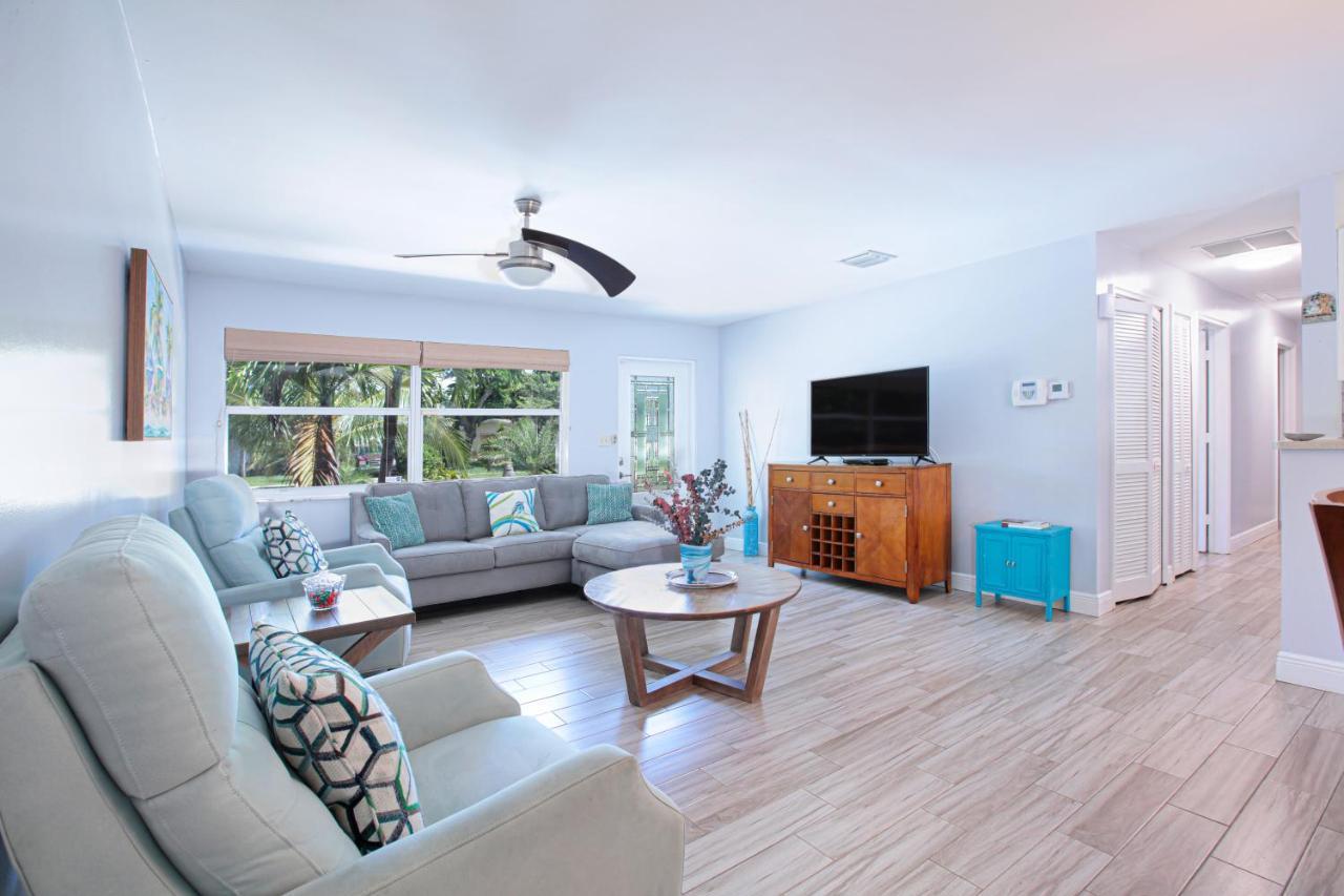 Beautiful Home With Pool And Outdoor Space West Palm Beach Dış mekan fotoğraf